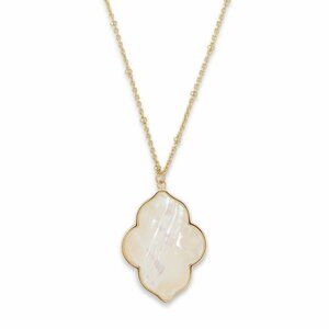 The Ava Rose Hudson Pendant in Mother of Pearl